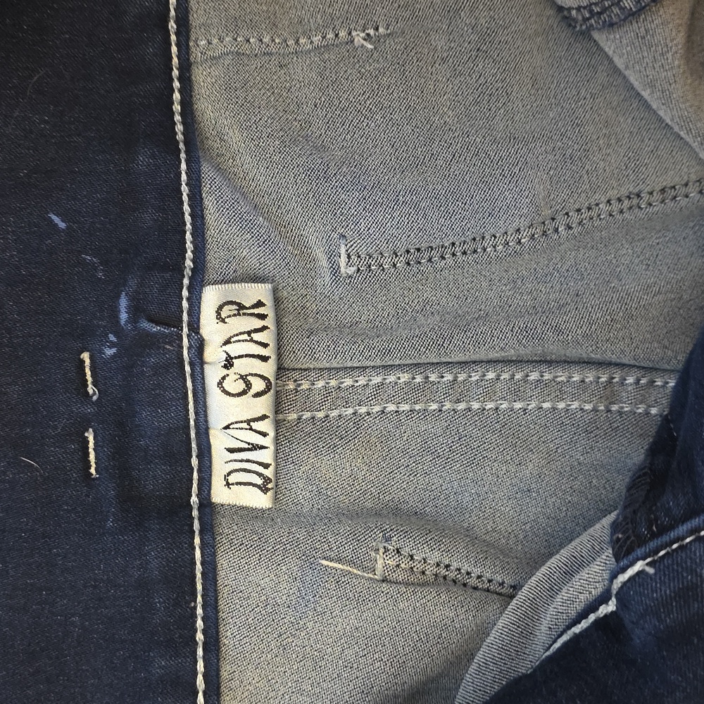 Classic Blue Women's Jeans - Picture 2 of 4